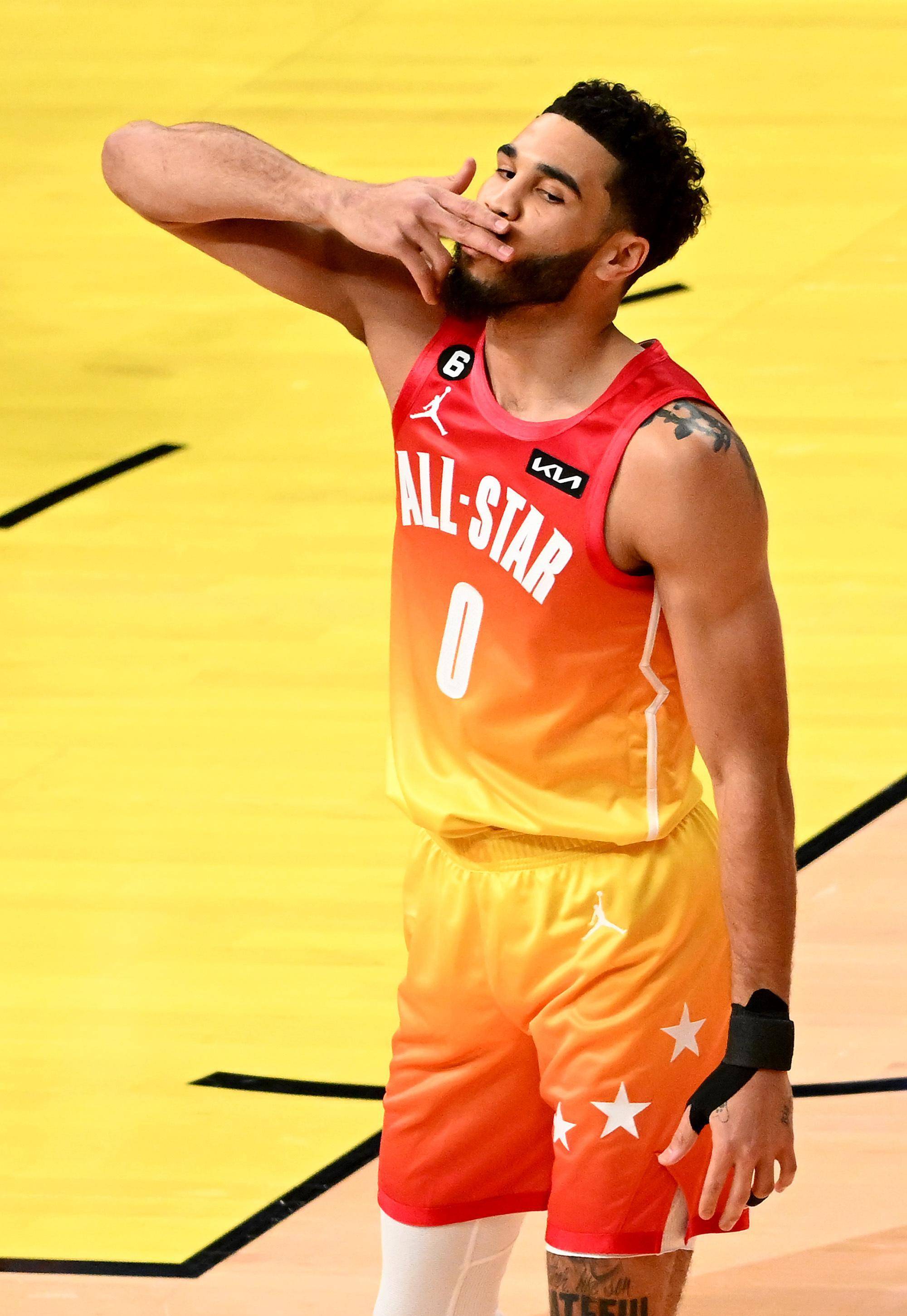 塔图姆新星险胜表现突出，TES前途光明！气势如虹延续(塔图姆成全明星首发)-九游APP